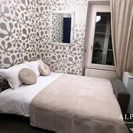 Alpha Romantic Suites Ljubljana Exterior photo