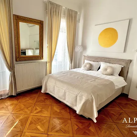Alpha Romantic Suites Ljubljana Exterior photo