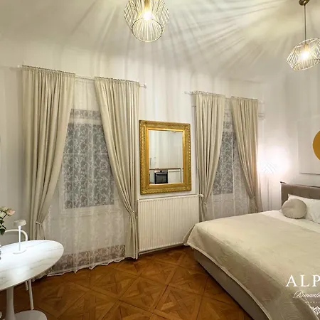 Alpha Romantic Suites Ljubljana Room photo
