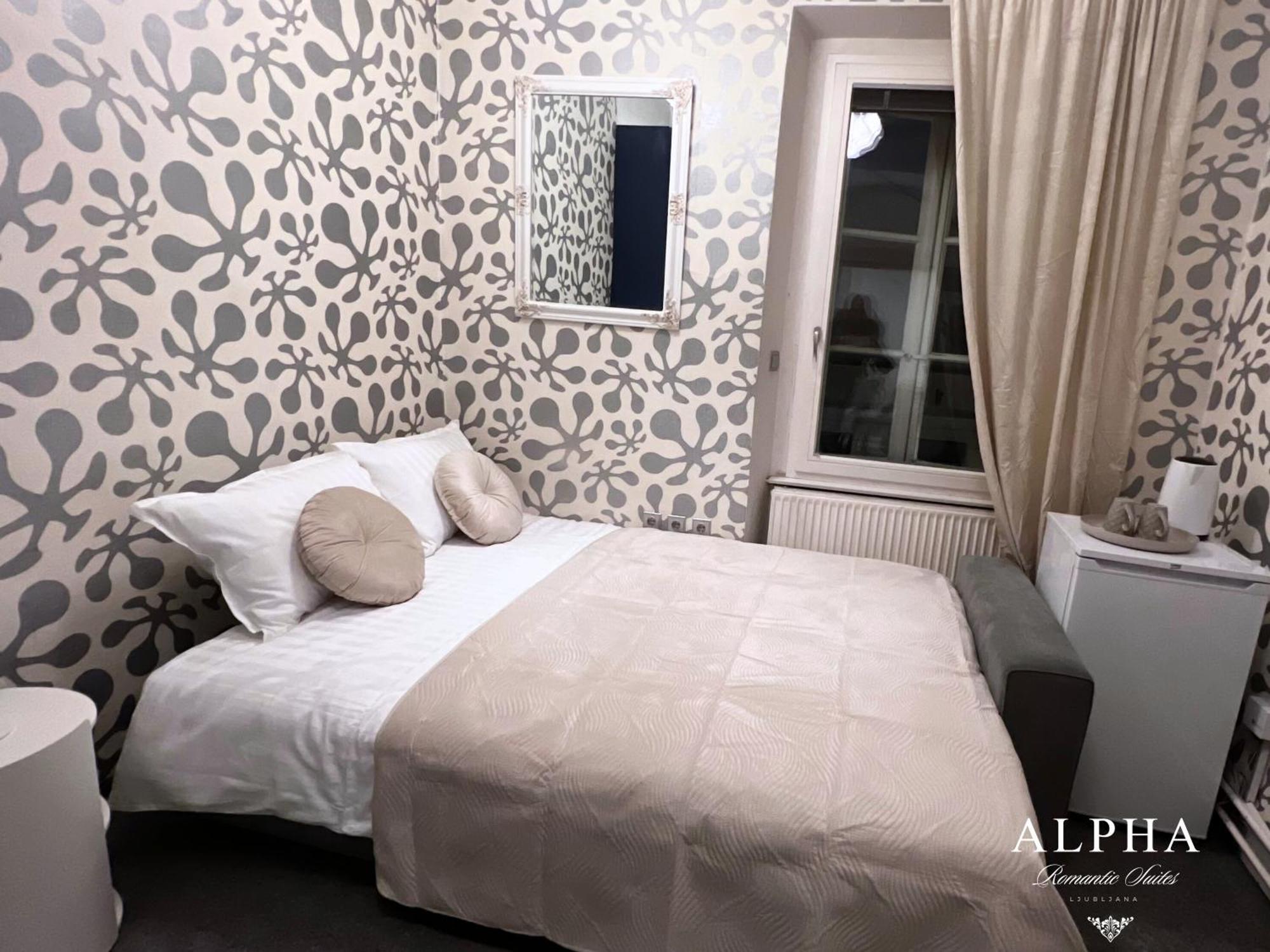 Alpha Romantic Apartment