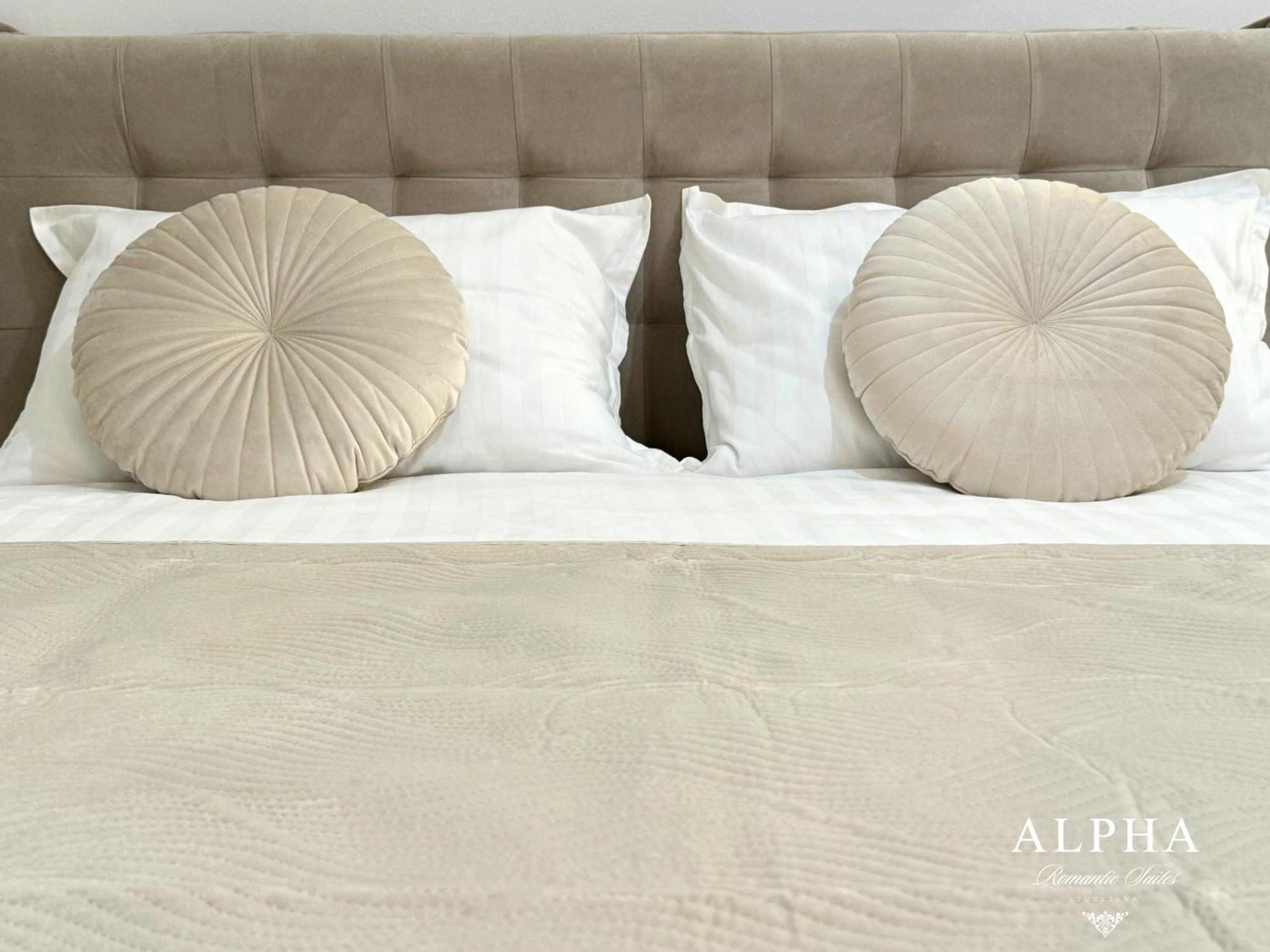 Apartment Alpha Romantic